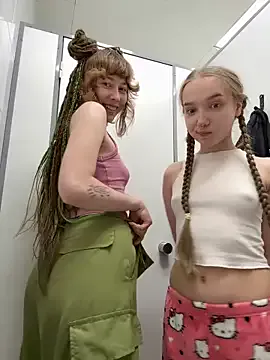 Sailor-Moons – webcam model profile photo Image 15