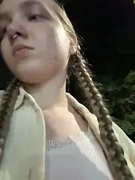 Sailor-Moons – webcam model profile photo Image 9