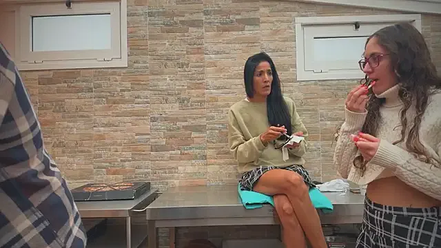 BlondeScarlettx – webcam model profile photo Image 19