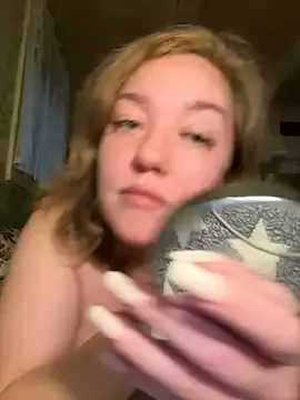 LorrySkye – webcam model profile photo Image 10