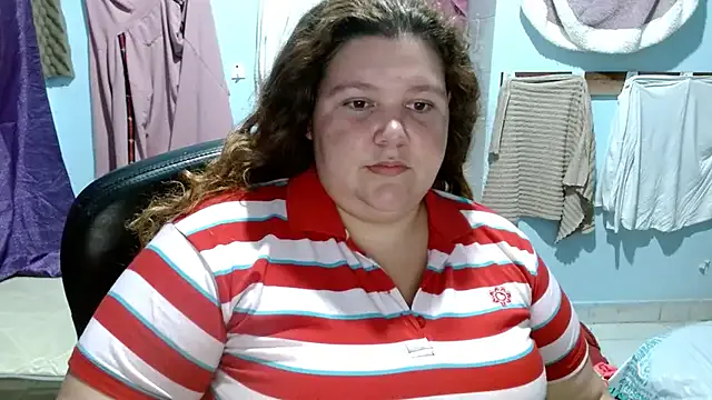 KateDivineUK – webcam model profile photo Image 11