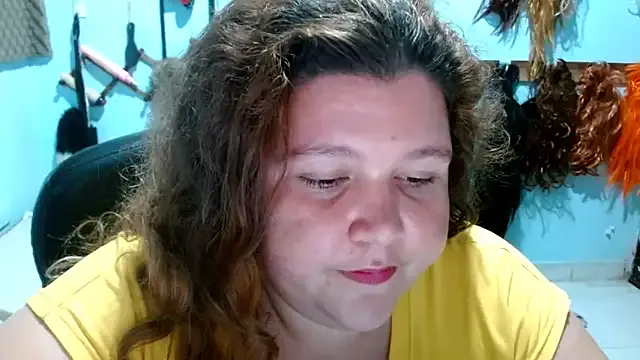 KateDivineUK – webcam model profile photo Image 17