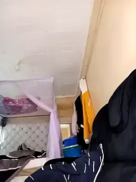 SelennaMoon – webcam model profile photo Image 5