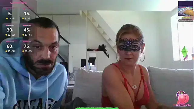 sexlove12002 – webcam model profile photo Image 4