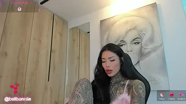 BlondeScarlettx – webcam model profile photo Image 4