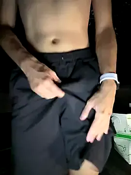 KrissyQueen – webcam model profile photo Image 12