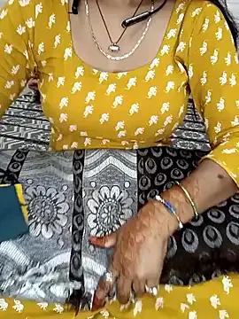 LannaGracesX – webcam model profile photo Image 7