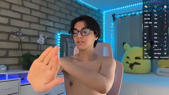 LorrySkye – webcam model profile photo Image 2