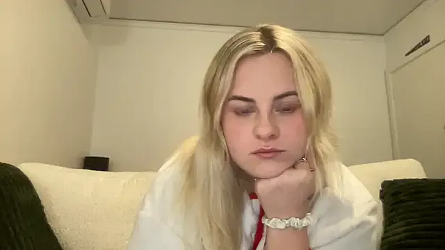 Sonya-reallsugar – webcam model profile photo Image 5