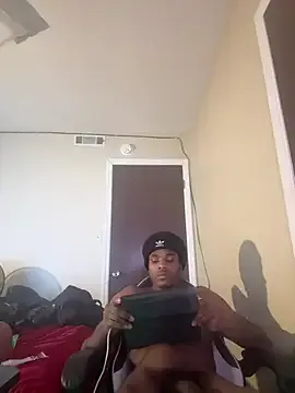 xlunami – webcam model profile photo Image 4