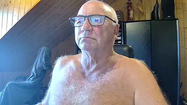 SelennaMoon – webcam model profile photo Image 10