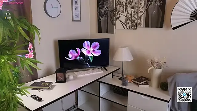 BlondeScarlettx – webcam model profile photo Image 11