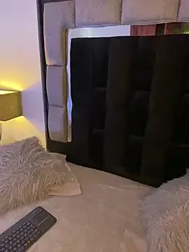 BlondeScarlettx – webcam model profile photo Image 19