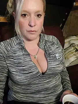 Loli_Belle – webcam model profile photo Image 7