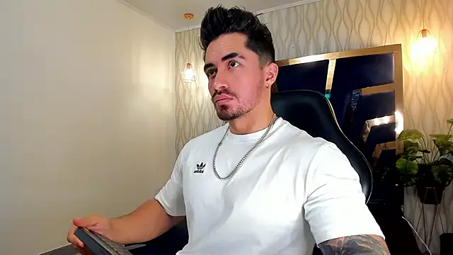 BlondeScarlettx – webcam model profile photo Image 6