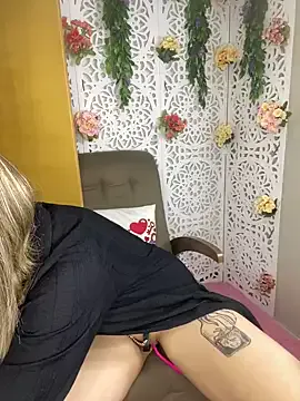 Hanna_Blondee – webcam model profile photo Image 8