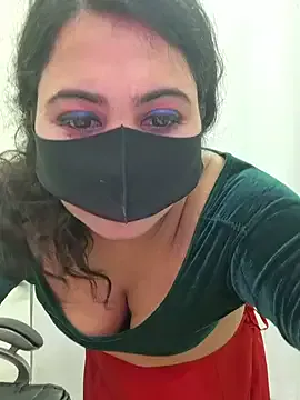 BlondeScarlettx – webcam model profile photo Image 5