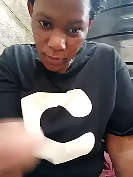 couple-tats – webcam model profile photo Image 3