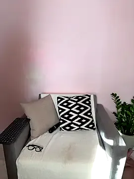 blondeangel_4u2 – webcam model profile photo Image 7