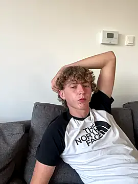 MistressLouUK – webcam model profile photo Image 12