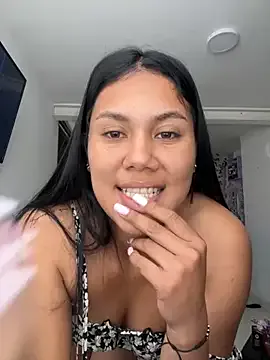 SelennaMoon – webcam model profile photo Image 2