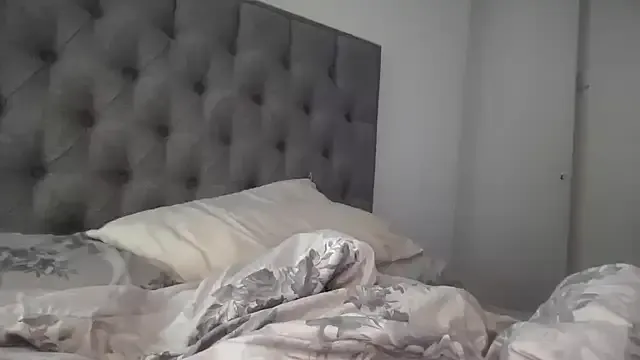 MurkaLux – webcam model profile photo Image 2