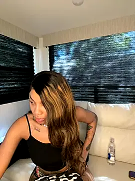 BlondeScarlettx – webcam model profile photo Image 15