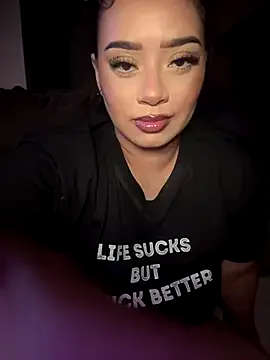 BlondeScarlettx – webcam model profile photo Image 16