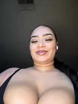 BlondeScarlettx – webcam model profile photo Image 6