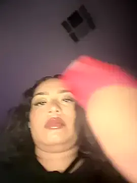 BlondeScarlettx – webcam model profile photo Image 9