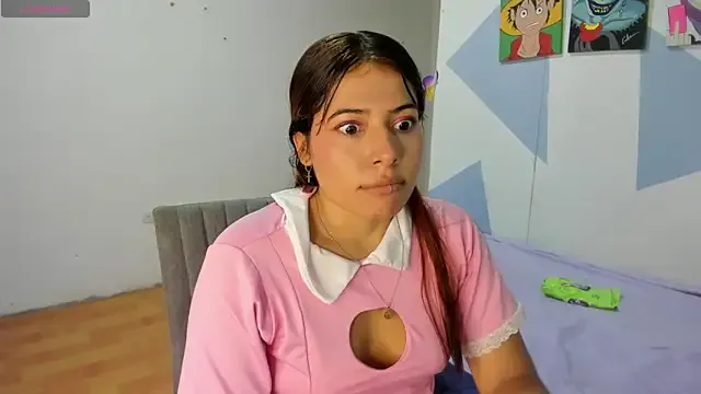 SusyBlair – webcam model profile photo Image 12