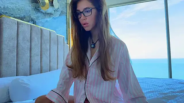 BaddNikky – webcam model profile photo Image 11