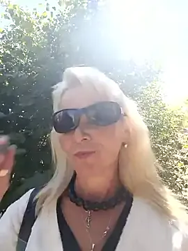 SusyBlair – webcam model profile photo Image 18