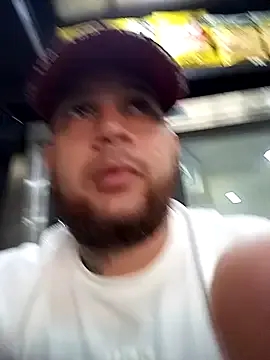 SelennaMoon – webcam model profile photo Image 14