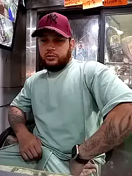 SelennaMoon – webcam model profile photo Image 4