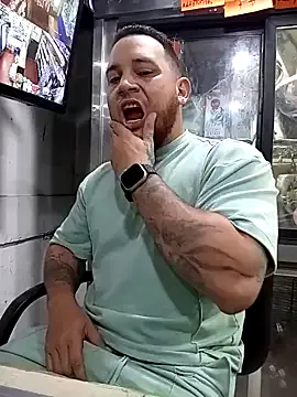 SelennaMoon – webcam model profile photo Image 8