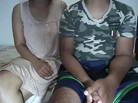 blondeangel_4u2 – webcam model profile photo Image 2