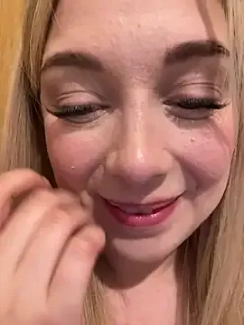 Hanna_Blondee – webcam model profile photo Image 8