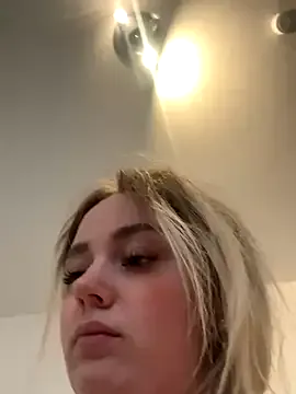 VioletchelseaBabesatation – webcam model profile photo Image 2