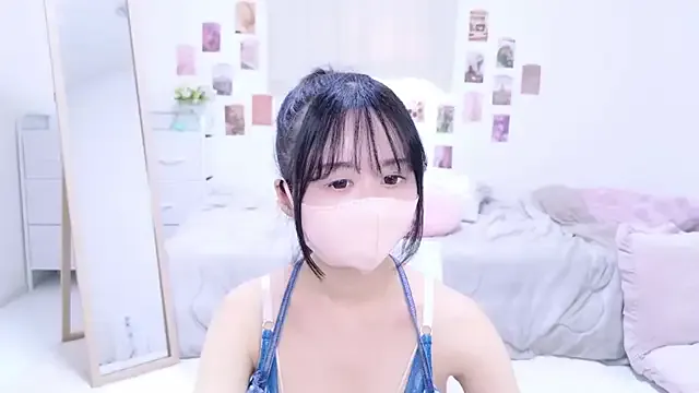 Hanna_Blondee – webcam model profile photo Image 17