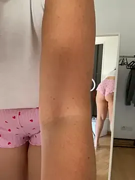 BlondeScarlettx – webcam model profile photo Image 14