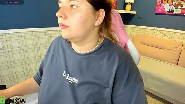 LoveStream69 – webcam model profile photo Image 15