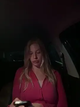 British_EmJess – webcam model profile photo Image 10