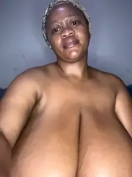 LizzieGreyX – webcam model profile photo Image 11