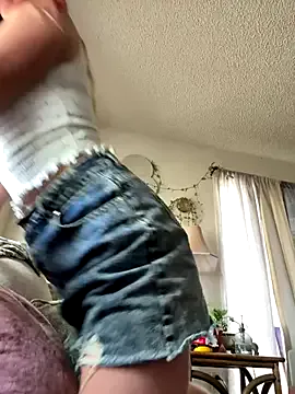 CleoLangley – webcam model profile photo Image 17