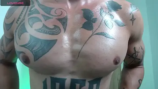 KateDivineUK – webcam model profile photo Image 12