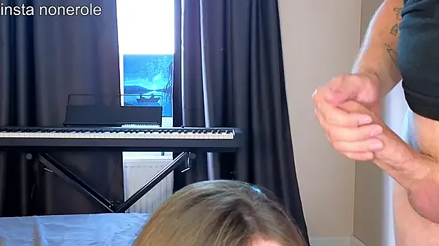 Loli_Belle – webcam model profile photo Image 5