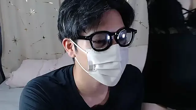 HEYBANANA – webcam model profile photo Image 11