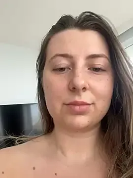 bunny_blonde – webcam model profile photo Image 2