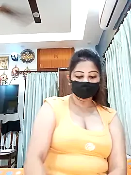 Loli_Belle – webcam model profile photo Image 3